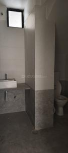 Bathroom Image of 1450 Sq.ft 3 BHK Independent House for rent in V K Comfort Lush Green Villa, Ayodhya Bypass Bhopal for Rs. 20000