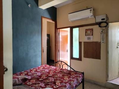 Bedroom Image of 1275 Sq.ft 3 BHK Apartment / Flat for sale in Vadapalani Chennai for Rs. 9850000