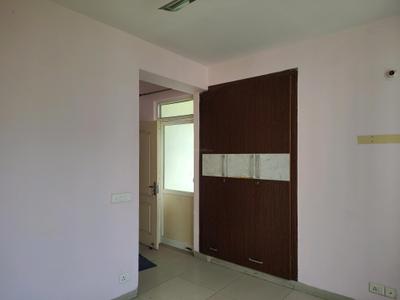 Bedroom Image of 2258 Sq.ft 4 BHK Apartment / Flat for rent in Stellar Jeevan, Noida Extension Greater Noida for Rs. 32000