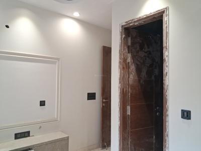 Bedroom Image of 900 Sq.ft 3 BHK Builder Floor for sale in Paschim Vihar New Delhi for Rs. 18000000