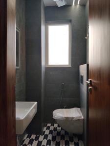 Common Bathroom Image of 2400 Sq.ft 4 BHK Builder Floor for sale in Indirapuram Ghaziabad for Rs. 24000000
