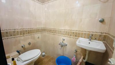 Image of 900 Sq.ft 2 BHK Apartment / Flat for sale in Bodakdev, Ahmedabad for Rs. 7500000