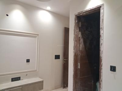 Bedroom Image of 900 Sq.ft 3 BHK Builder Floor for sale in Paschim Vihar New Delhi for Rs. 18500000
