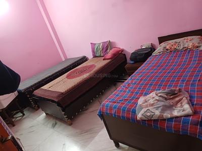 Bedroom Image of Singh pg in Shahdara, New Delhi