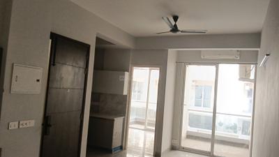 Living Room Image of 1050 Sq.ft 2 BHK Builder Floor for rent in Signature Global City 92, Sector 92 Gurgaon for Rs. 23400