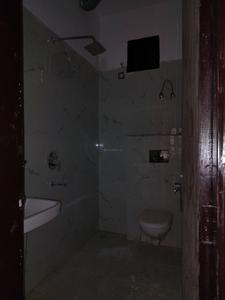 Common Bathroom One Image of 1850 Sq.ft 3 BHK Villa for sale in Rohit Tulsi Vatika Royal Villas, Noida Extension Greater Noida for Rs. 8700100