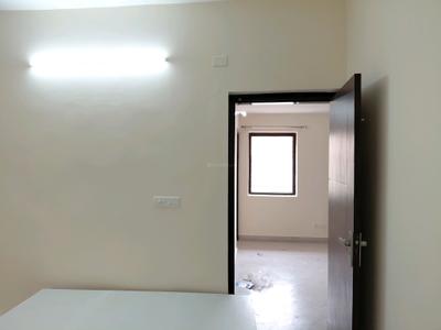 Bedroom Image of 1150 Sq.ft 2 BHK Apartment / Flat for rent in Sarita Vihar New Delhi for Rs. 45000
