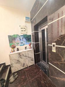 Bathroom Image of 2000 Sq.ft 3 BHK Builder Floor for sale in BPTP District 6 Block L, Sector 84 Faridabad for Rs. 30000000