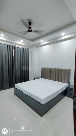 Dlf phase I Bedroom 1