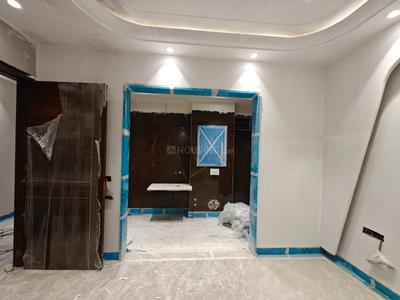 Bedroom Image of 2448 Sq.ft 4 BHK Builder Floor for sale in Model Town New Delhi for Rs. 50000000