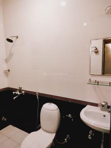 Bathroom Image of 1100 Sq.ft 2 BHK Apartment / Flat for rent in Panjim Goa for Rs. 50000