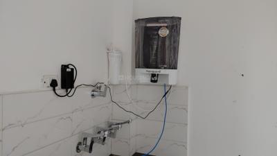 Kitchen Image of 900 Sq.ft 2 BHK Builder Floor for rent in Sector B Ansal API Lucknow for Rs. 20000
