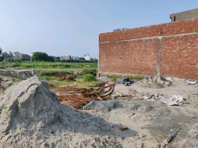 Image of 900 Sq.ft Residential Plot / Land for sale in Girdharpur Sunarasi, Ghaziabad for Rs. 2790001