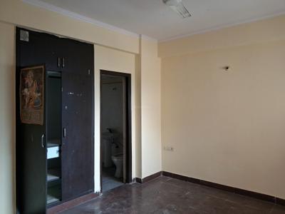 Bedroom Image of 1550 Sq.ft 3.5 BHK Apartment / Flat for sale in Gardenia Golf City Phase 4, Sector 75 Noida for Rs. 12254300