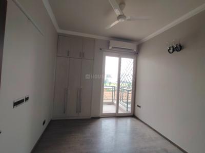 Bedroom Image of 3500 Sq.ft 4 BHK Builder Floor for rent in Central Park Flower Valley, Sector 33 Sohna for Rs. 60000