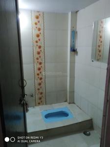 Bathroom Image of 500 Sq.ft 1 BHK Builder Floor for rent in Nanda Nagar Indore for Rs. 8000