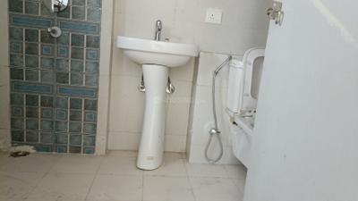 Image of 2000 Sq.ft 3 BHK Apartment / Flat for rent in Vikram Golf View Condos, Sector 19 Dwarka, New Delhi for Rs. 62000