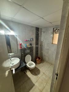 Bathroom Image of 1490 Sq.ft 3 BHK Apartment / Flat for rent in Mahendra Elena 5, Electronic City Bengaluru for Rs. 28000