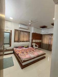 Bedroom Image of 1200 Sq.ft 2 BHK Apartment / Flat for rent in Navrangpura Ahmedabad for Rs. 35000