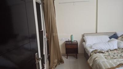 Bedroom Image of 1600 Sq.ft 3 BHK Apartment / Flat for rent in Vaishali Ghaziabad for Rs. 42000