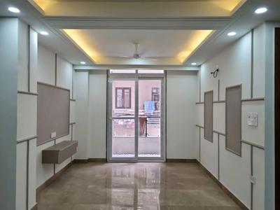 Living Room Image of 1300 Sq.ft 3 BHK Apartment / Flat for sale in Suraj Vihar New Delhi for Rs. 11000000