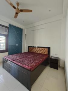 Bedroom Image of 1000 Sq.ft 2 BHK Builder Floor for rent in Sector 27 Gurgaon for Rs. 45000