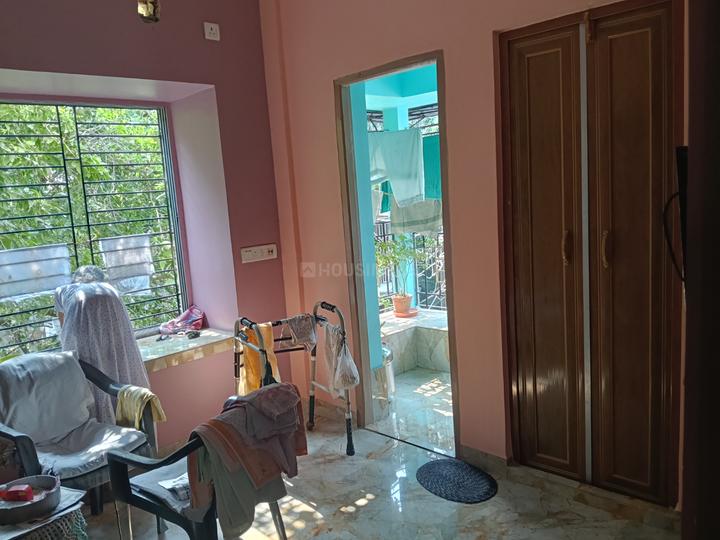 Jadavpur Garfa road Pratapgarh bus stop Main Image 1