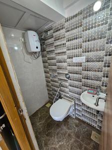 Bathroom Image of 323 Sq.ft 1 BHK Apartment / Flat for sale in Marathon Neohomes Neohills, Bhandup West Mumbai for Rs. 9000000