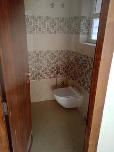 Bathroom Image of 1100 Sq.ft 2 BHK Apartment / Flat for sale in Kalighat Kolkata for Rs. 11550000