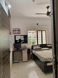 Bedroom Image of 400 Sq.ft 2 BHK Duplex for sale in Ambawadi Ahmedabad for Rs. 6000000
