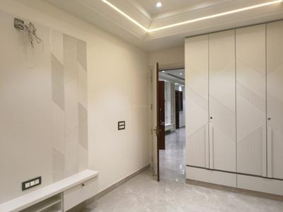 Bedroom Image of 1800 Sq.ft 4 BHK Builder Floor for sale in Indirapuram Ghaziabad for Rs. 27500000