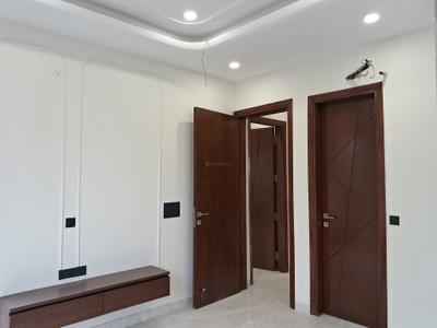 Bedroom Image of 1128 Sq.ft 3 BHK Builder Floor for sale in Paschim Vihar New Delhi for Rs. 22000000