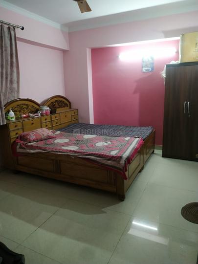 Bedroom Image of Girl pg in Sector 49, Noida