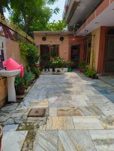Image of 3940 Sq.ft 6 BHK Independent House for sale in Chandrapuri Colony, Mathura for Rs. 32000000