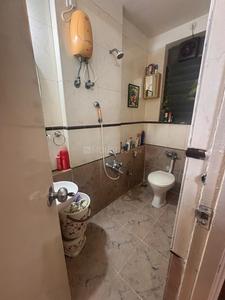 Bathroom Image of 1000 Sq.ft 3 BHK Apartment / Flat for sale in Chembur Mumbai for Rs. 25000000