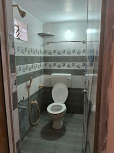 Bathroom Image of 990 Sq.ft 2 BHK Apartment / Flat for rent in Chinna Chowk Kadapa for Rs. 9000
