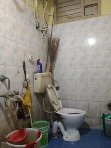 Common Bathroom Image of 8000 Sq.ft 10 BHK Independent House for sale in Thiruverkkadu Chennai for Rs. 40000000