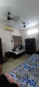Bedroom Image of Nandy PG 9830112147 in Bhowanipore, Kolkata