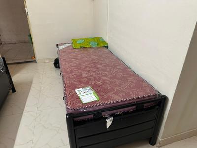 Bedroom Image of Vaishnavi PG in Prabhadevi, Mumbai