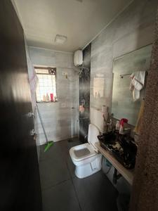 Bathroom Image of 1046 Sq.ft 2 BHK Apartment / Flat for rent in Terraform Everest World, Thane West Thane for Rs. 36000