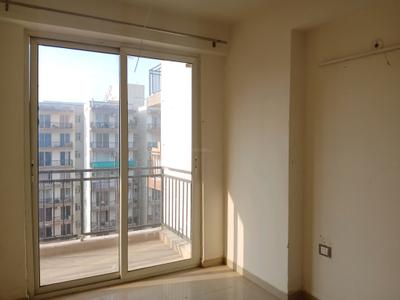 Bedroom Image of 748 Sq.ft 3 BHK Apartment / Flat for sale in ROF Aalayas Phase 2, Sector 102 Gurgaon for Rs. 8000000