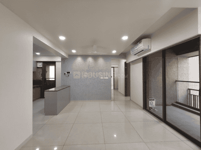 Image of 2316 Sq.ft 3 BHK Apartment / Flat for rent in Adani Shantigram, Shantigram, Ahmedabad for Rs. 55000