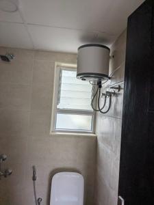 Bathroom Image of 700 Sq.ft 2 BHK Apartment / Flat for rent in Mega City, Peelamedu Coimbatore for Rs. 28000