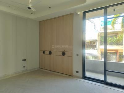 Bedroom Image of 2700 Sq.ft 4 BHK Builder Floor for sale in Saket New Delhi for Rs. 71000000