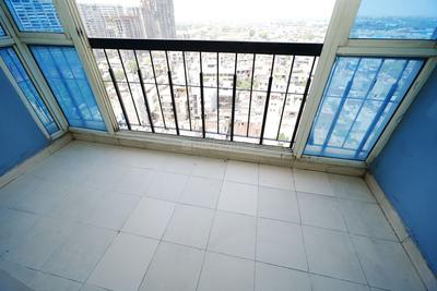 Balcony Image of 900 Sq.ft 2 BHK Apartment / Flat for sale in Mahagun Mascot, Crossings Republik Ghaziabad for Rs. 8250000