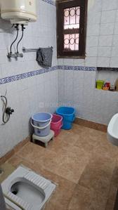 Bathroom Image of 1800 Sq.ft 3 BHK Apartment / Flat for sale in DDA Flats Sarita Vihar, Sarita Vihar New Delhi for Rs. 29400000