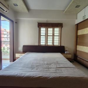 Bedroom Image of 1647 Sq.ft 3 BHK Apartment / Flat for sale in Ramdev Nagar Ahmedabad for Rs. 12500000