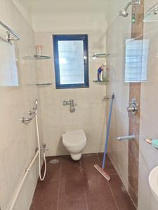 Bathroom Image of 990 Sq.ft 2 BHK Apartment / Flat for sale in Golden Square, Santacruz East Mumbai for Rs. 36000000