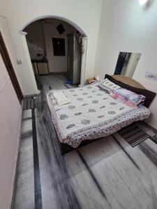 Bedroom Image of 380 Sq.ft 1 RK Builder Floor for rent in Old Double Storey, Lajpat Nagar New Delhi for Rs. 16000