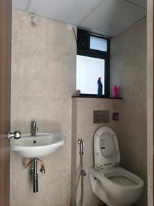 Common Bathroom Image of 652 Sq.ft 1 BHK Apartment / Flat for sale in Shapoorji Pallonji Vanaha, Bavdhan Pune for Rs. 6000000